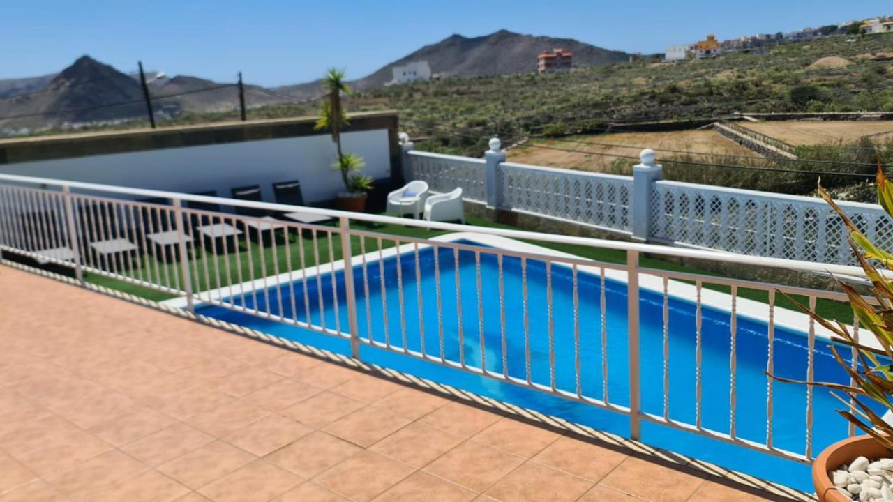 Villa Gaelca Arona  Esterno foto