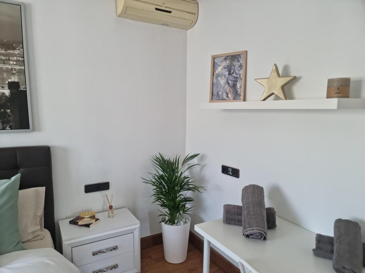 Villa Gaelca Arona  Esterno foto